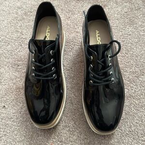 Aldo platforms selling as is